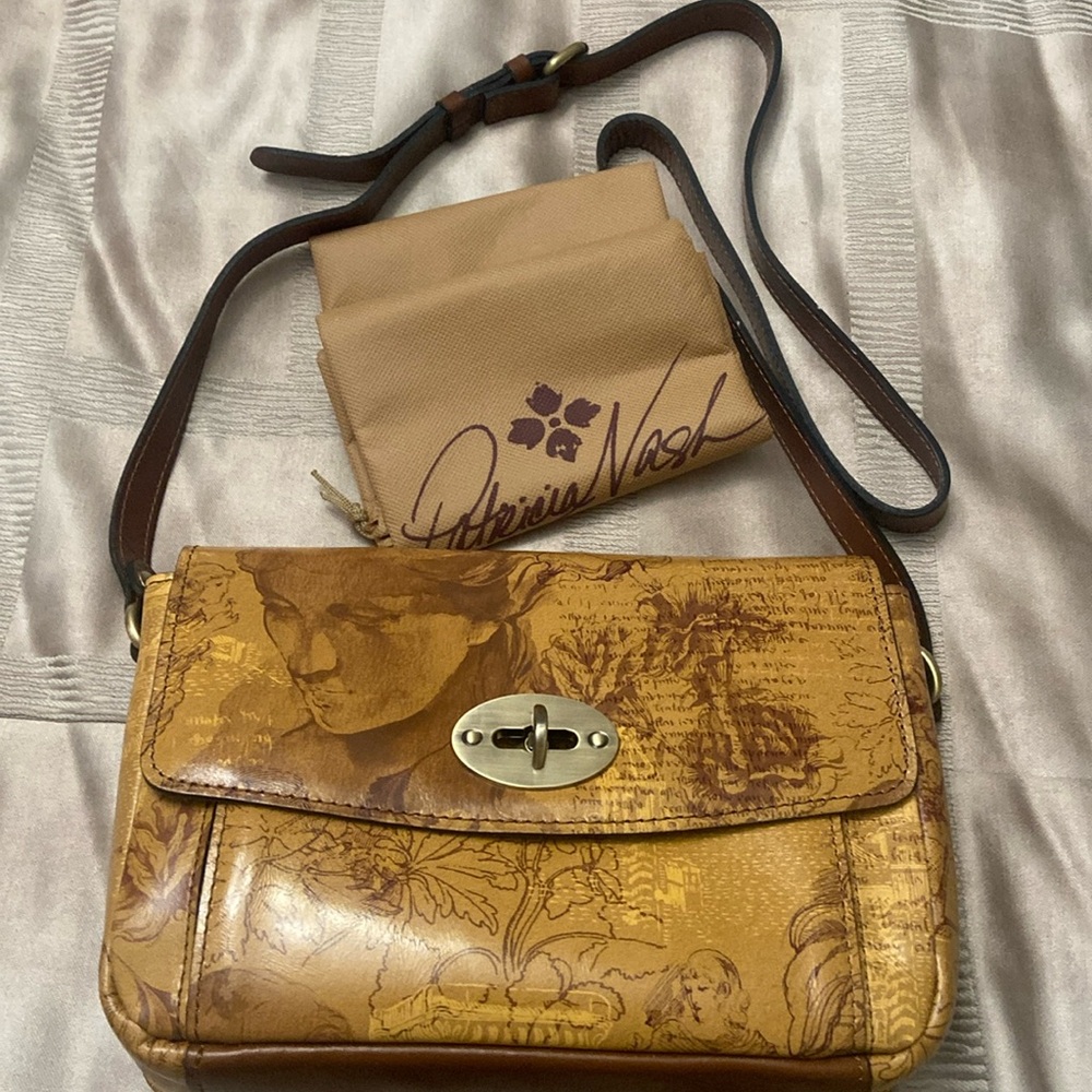 Crossbody Patricia Nash.